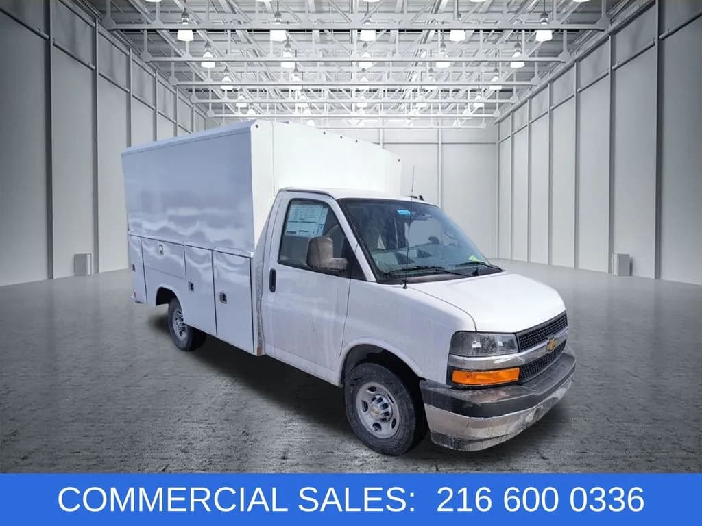 2026 Chevrolet Express 3500 - Service