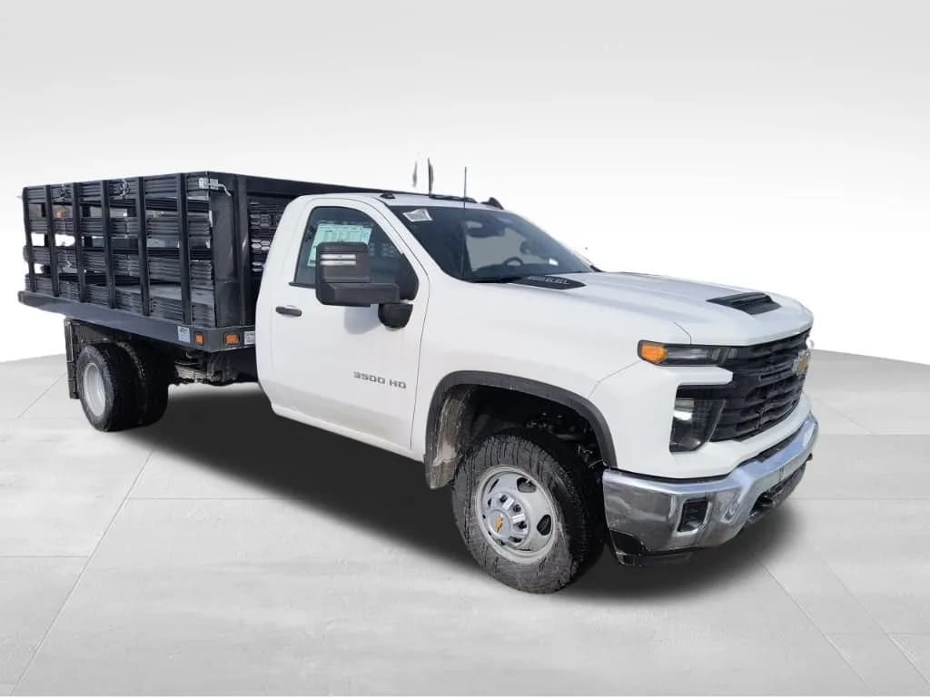2026 Chevrolet Silverado 3500 - Stake