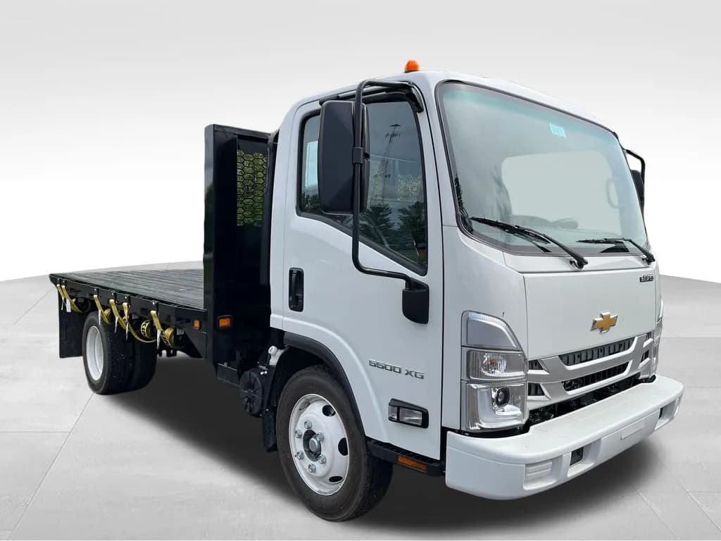 2025 Chevrolet LCF 5500XG - Flatbed