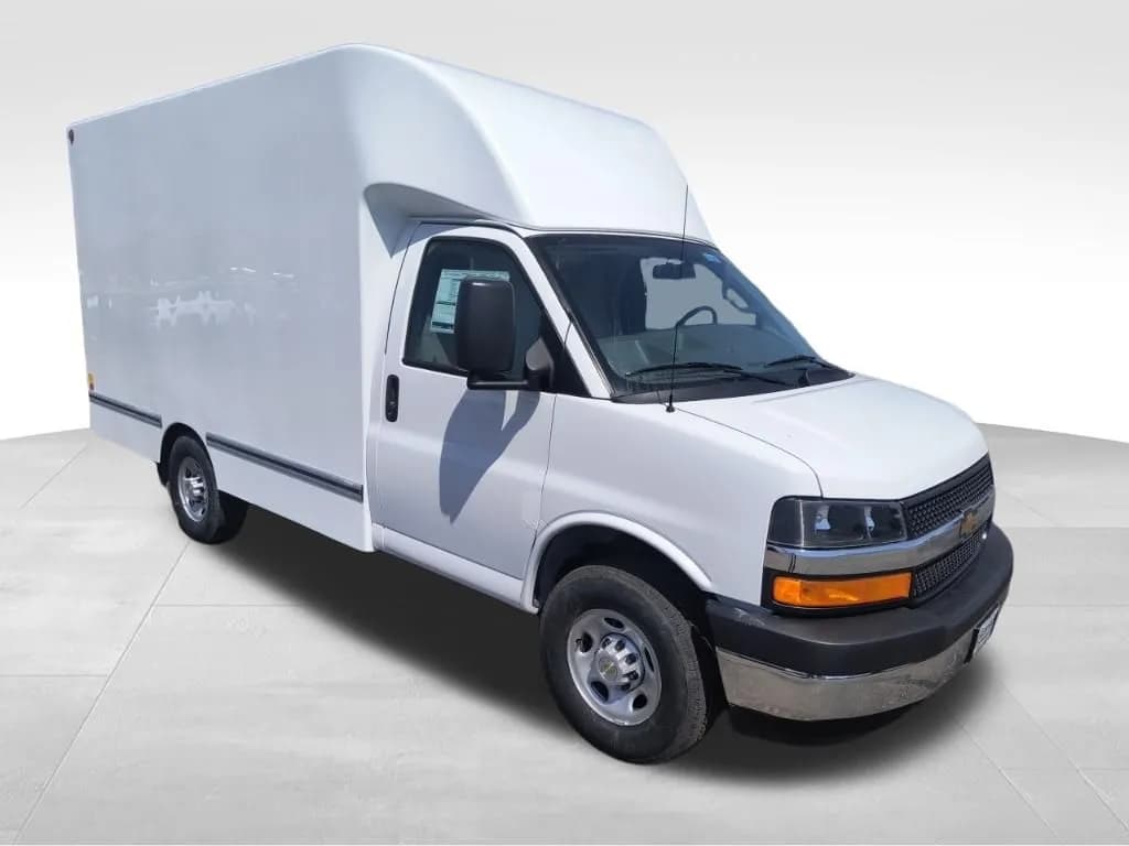 2026 Chevrolet Express 3500 - Box