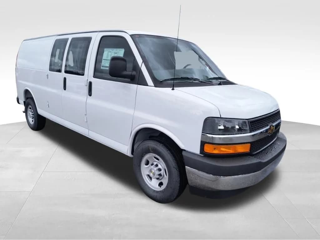 2026 Chevrolet Express 3500 - Vans