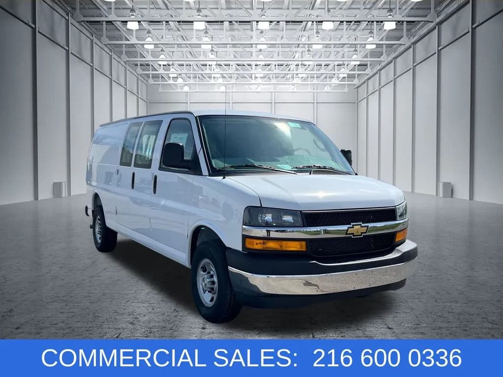 2026 Chevrolet Express 3500 - Vans