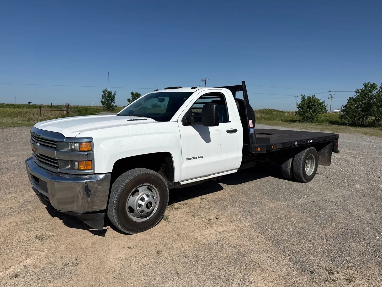 2016 Chevrolet Silverado 3500HD Cha WT - Flatbed