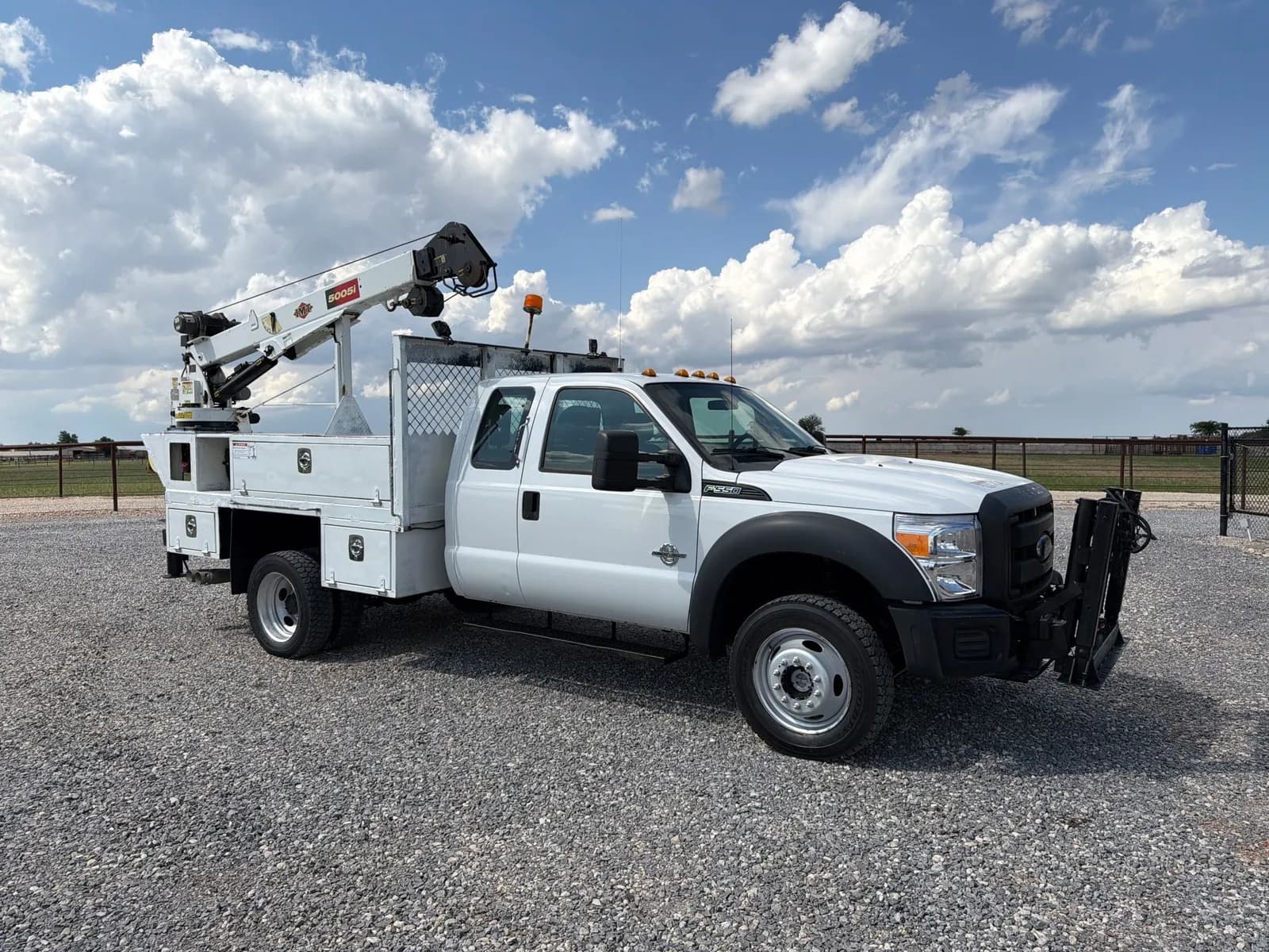 2015 Ford F-550 Chassis - Chassis