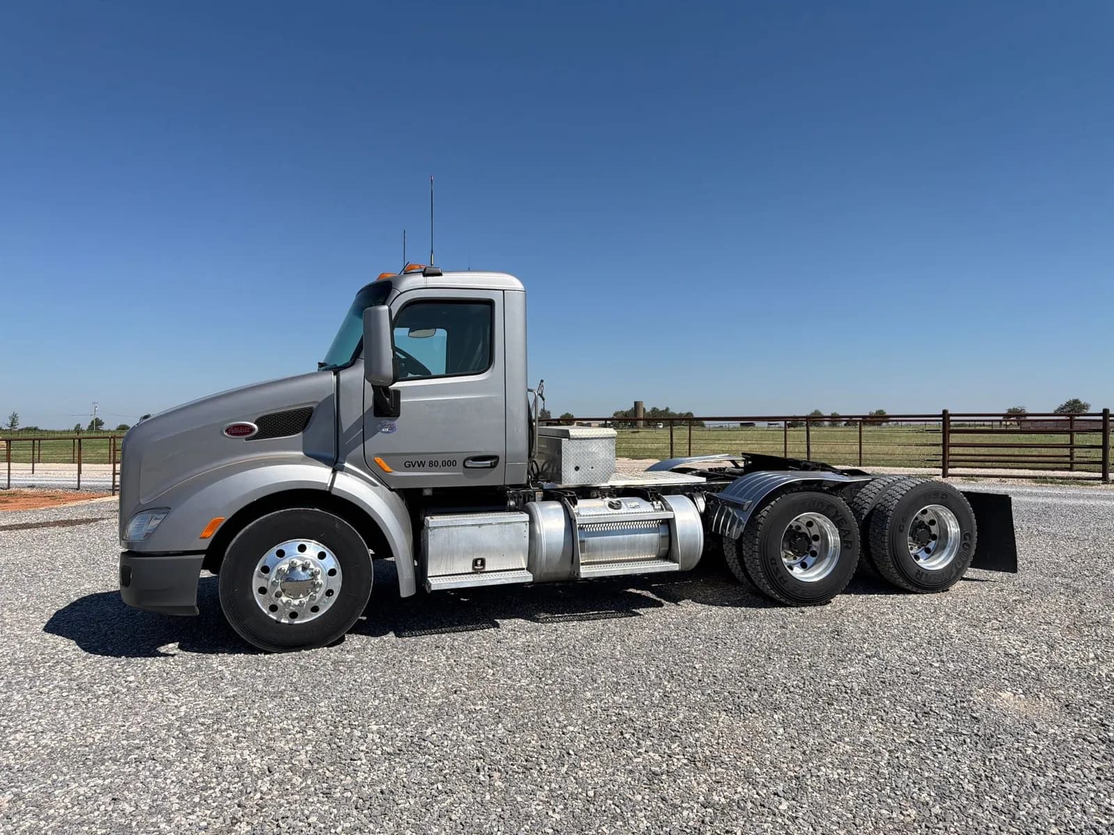 2015 Peterbilt 579