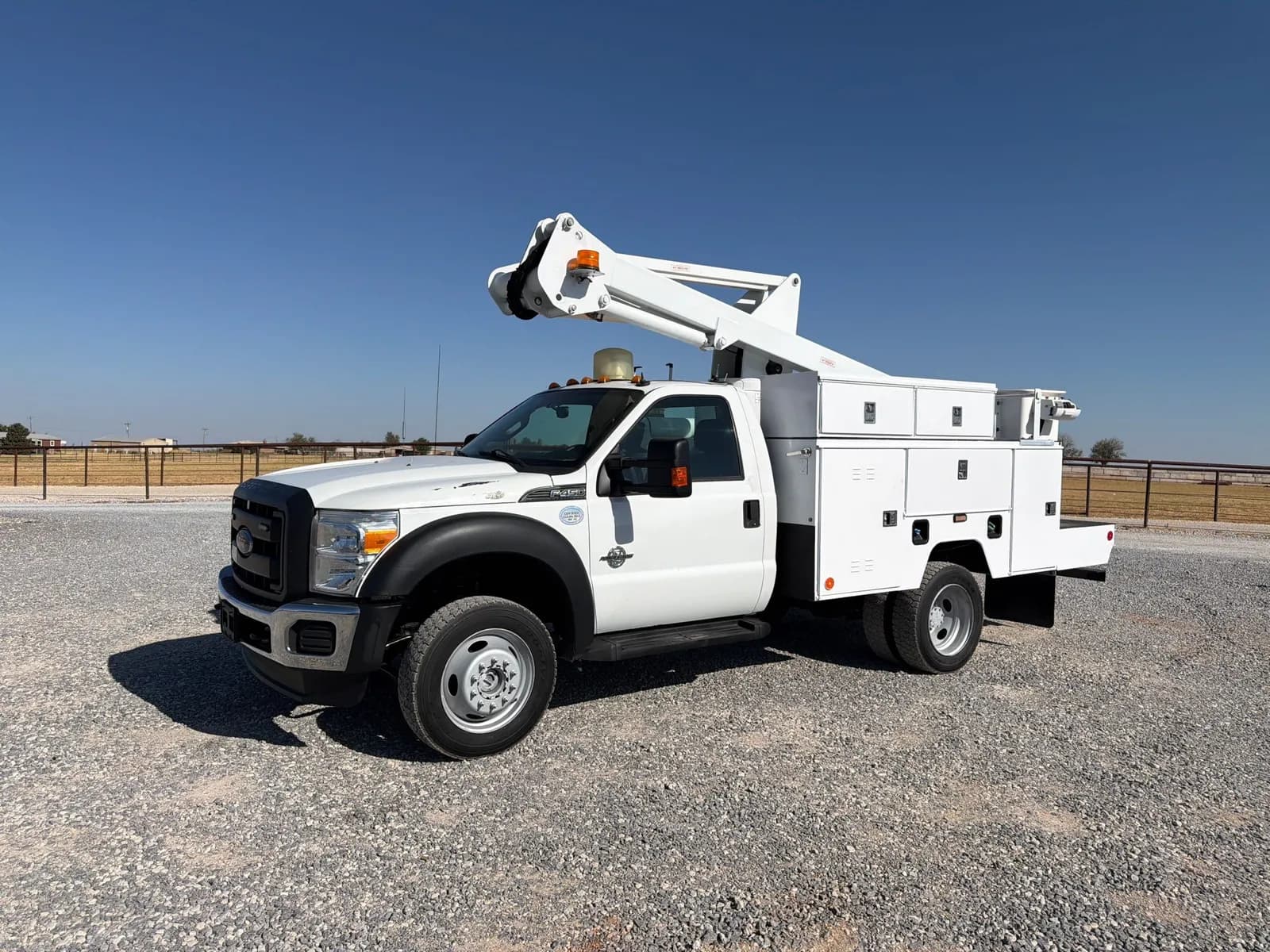 2016 Ford F-450 Chassis - Chassis