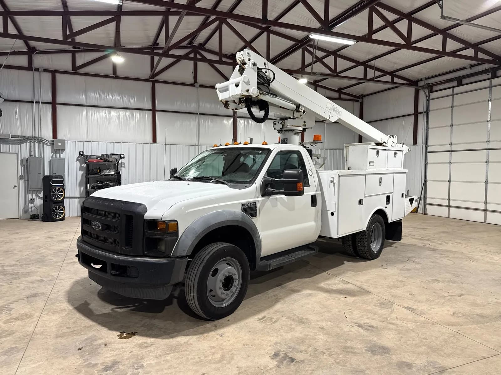 2008 Ford F-450 Super Duty - Bucket