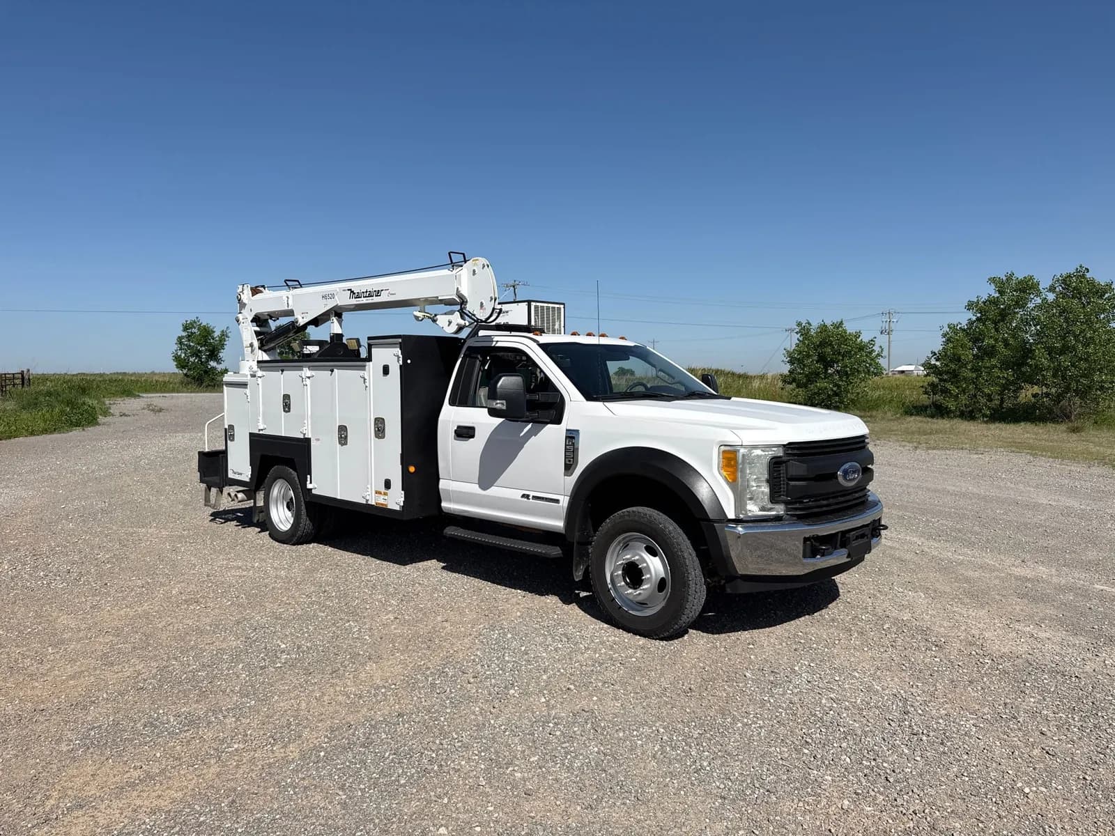 2017 Ford F-550 Chassis - Chassis