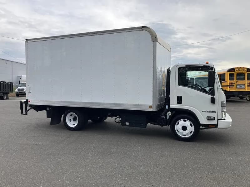 2023 Isuzu NPR-XD - Day Cab