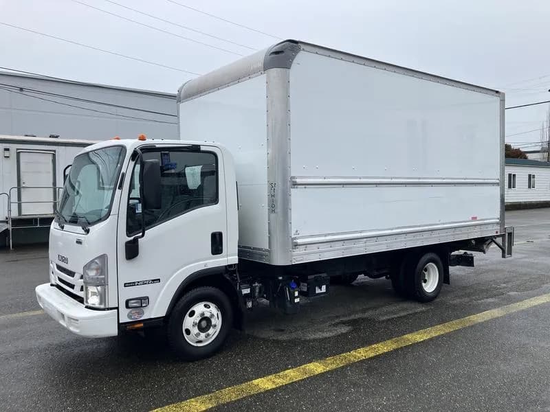 2022 Isuzu NPR-HD - Day Cab
