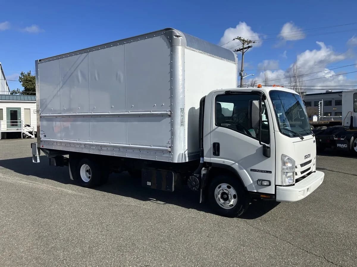 2021 Isuzu NPR-HD