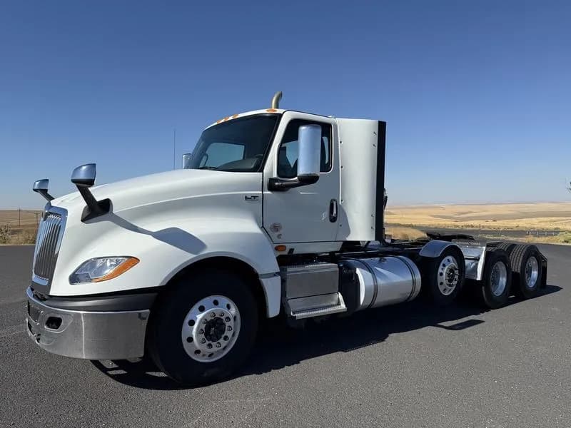 2020 International LT625 - Day Cab