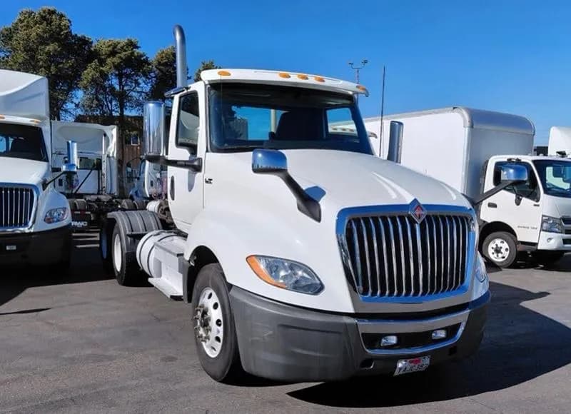 2020 International LT625 - Day Cab