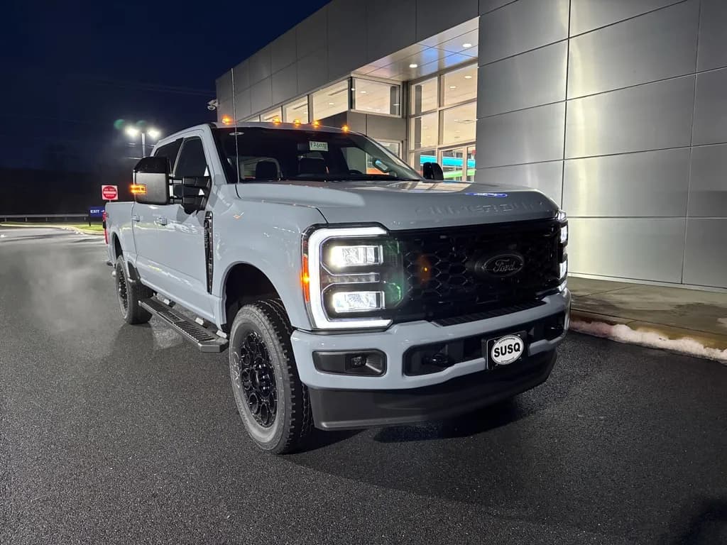 2026 Ford F-350 Crew Cab - Pickup