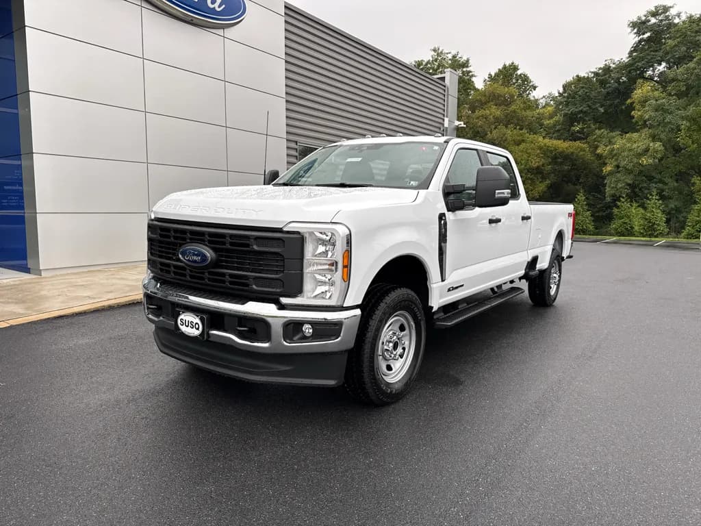 2026 Ford F-350 Crew Cab - Pickup