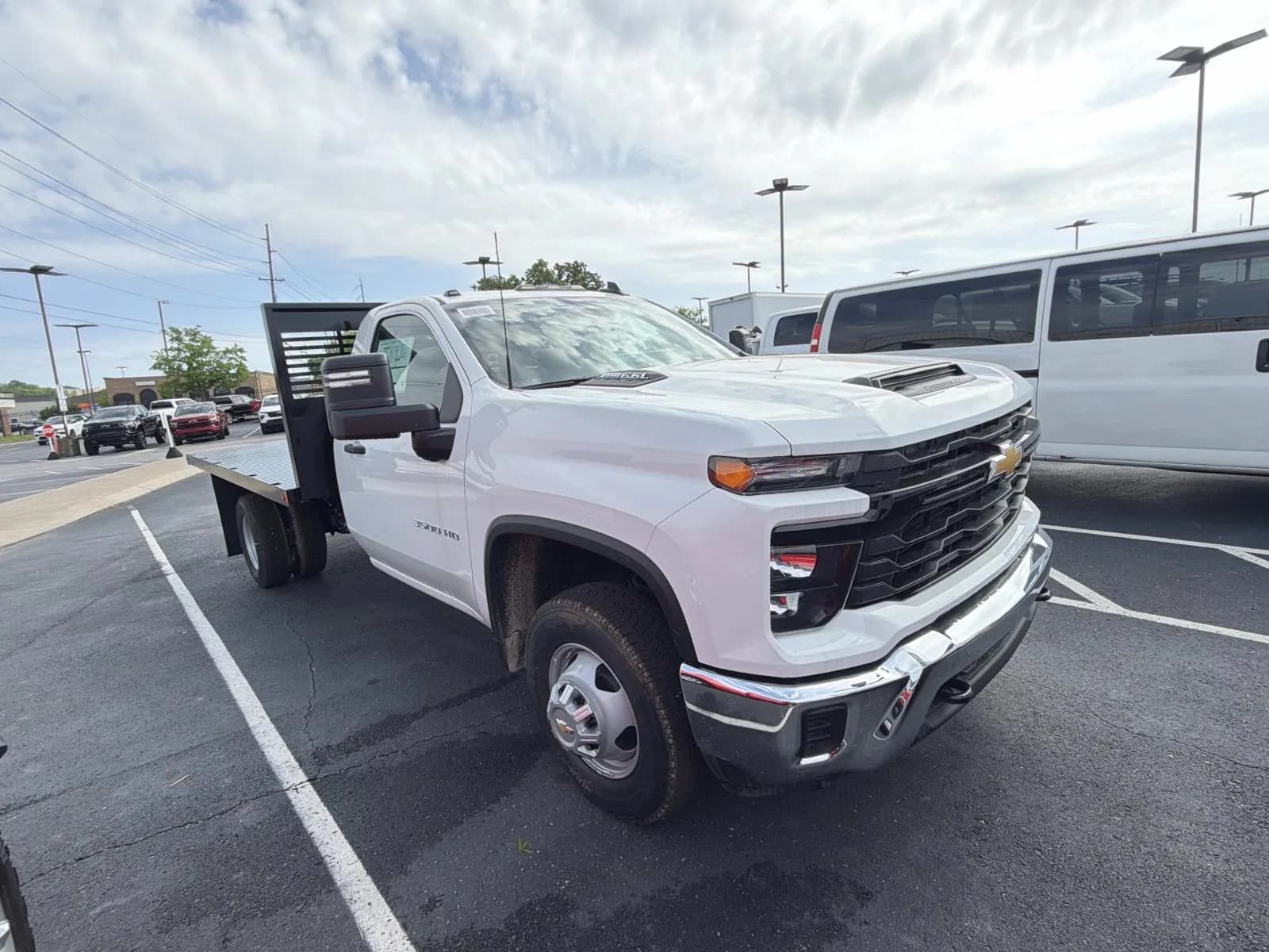 2026 Chevrolet Silverado 3500 - Flatbed