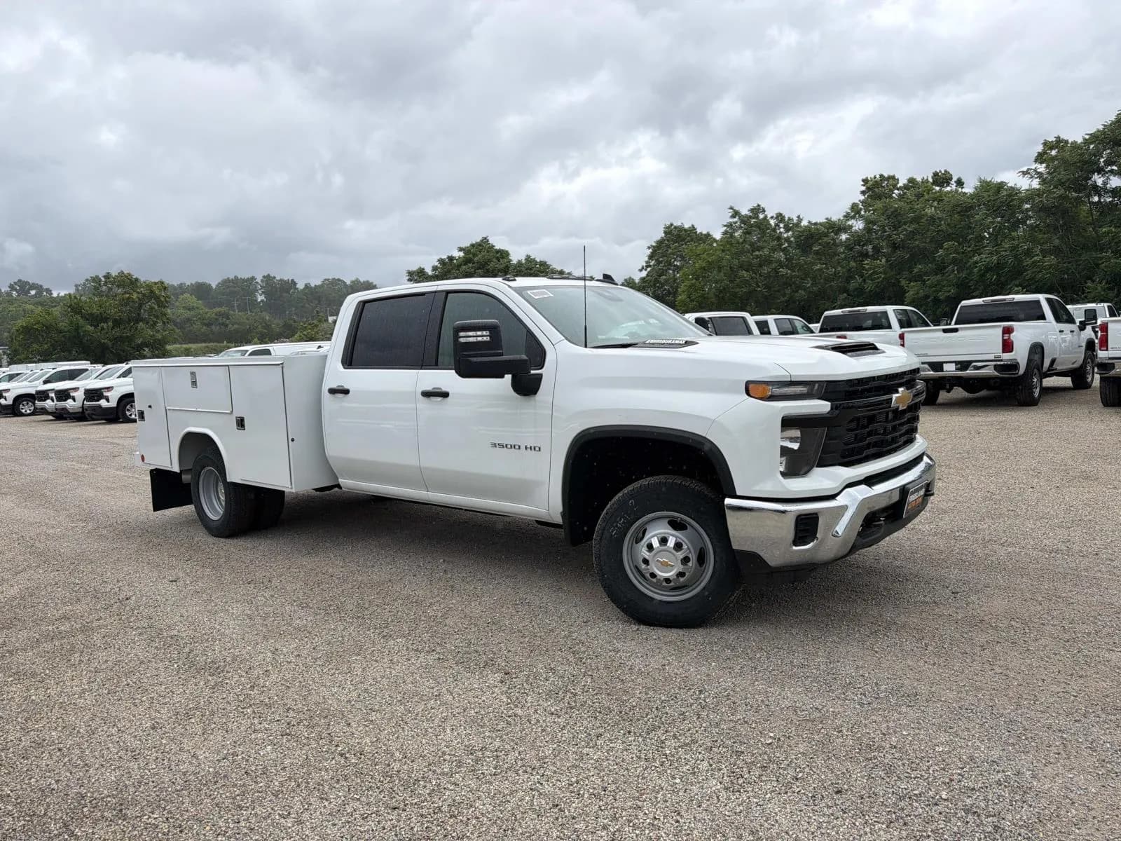 2026 Chevrolet Silverado 3500 Crew Cab - Service
