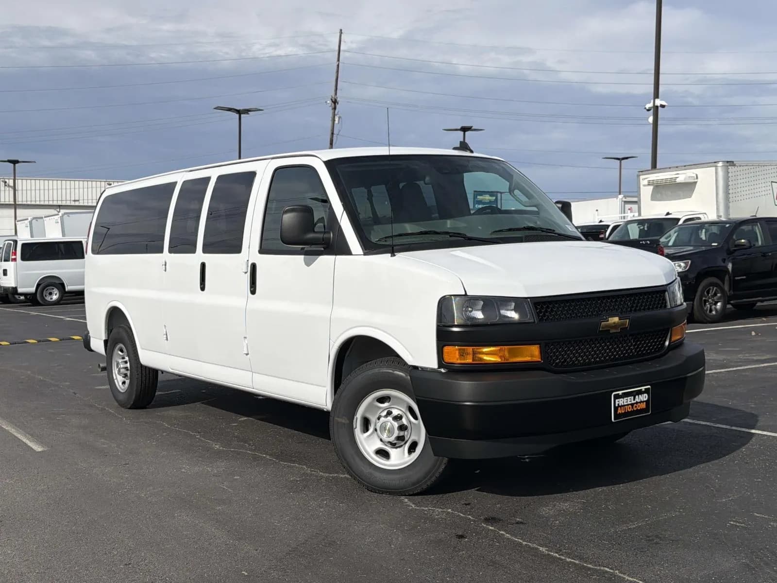 2025 Chevrolet Express 3500 - Vans
