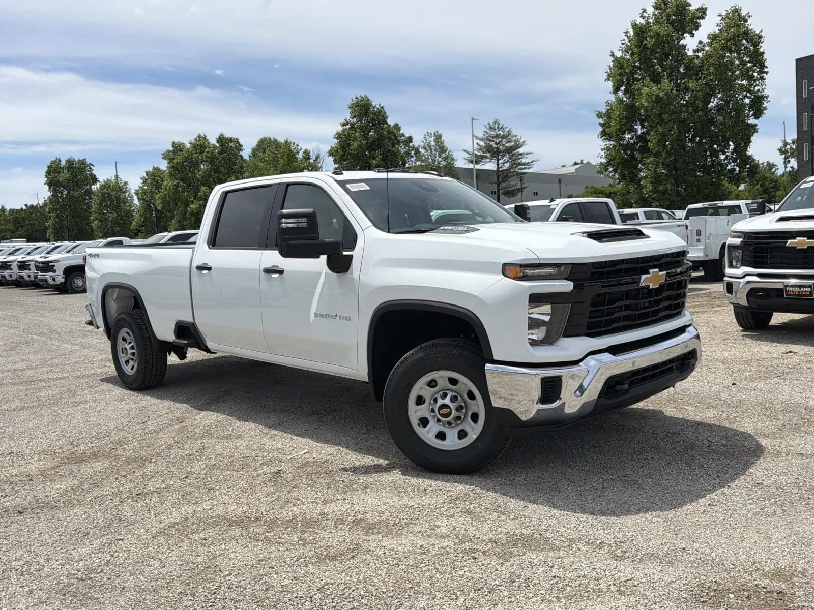 2026 Chevrolet Silverado 3500 Crew Cab - Pickup