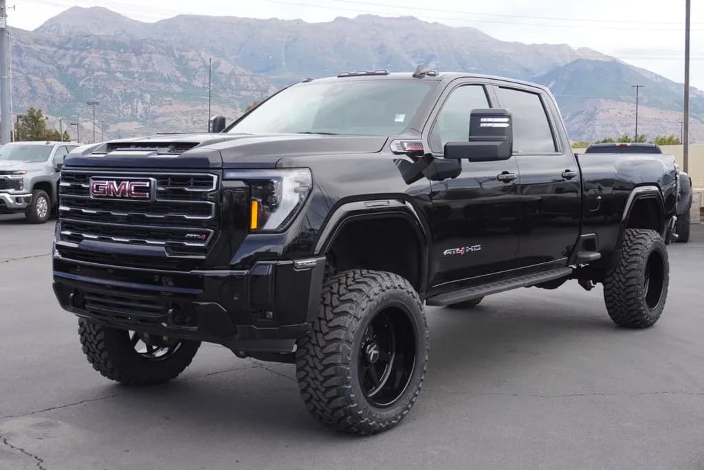2025 GMC Sierra 3500HD AT4 HD