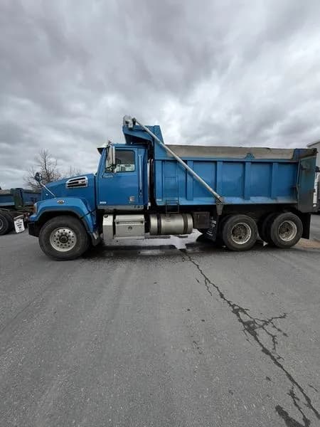 2021 Western Star 4700SF - Dump