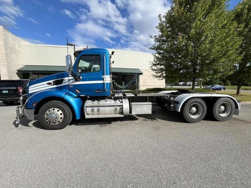 2019 Peterbilt 579 - Chassis