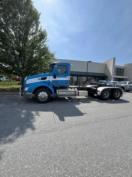 2019 Peterbilt 567 - Chassis