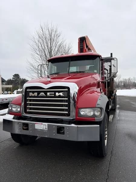 2017 Mack GU713 - Dump