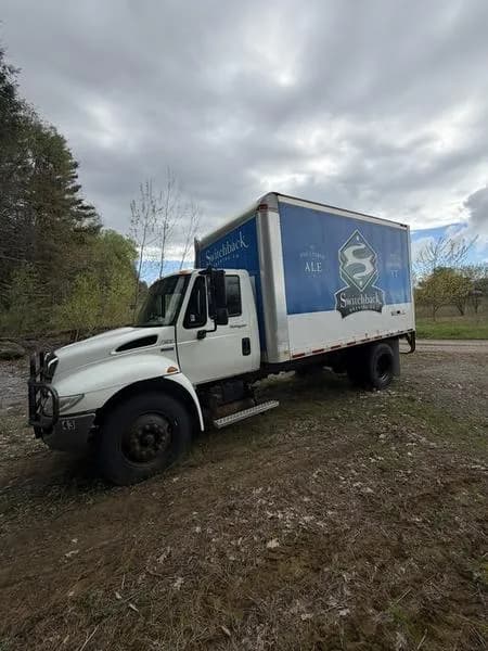 2008 International 4300 - Dump