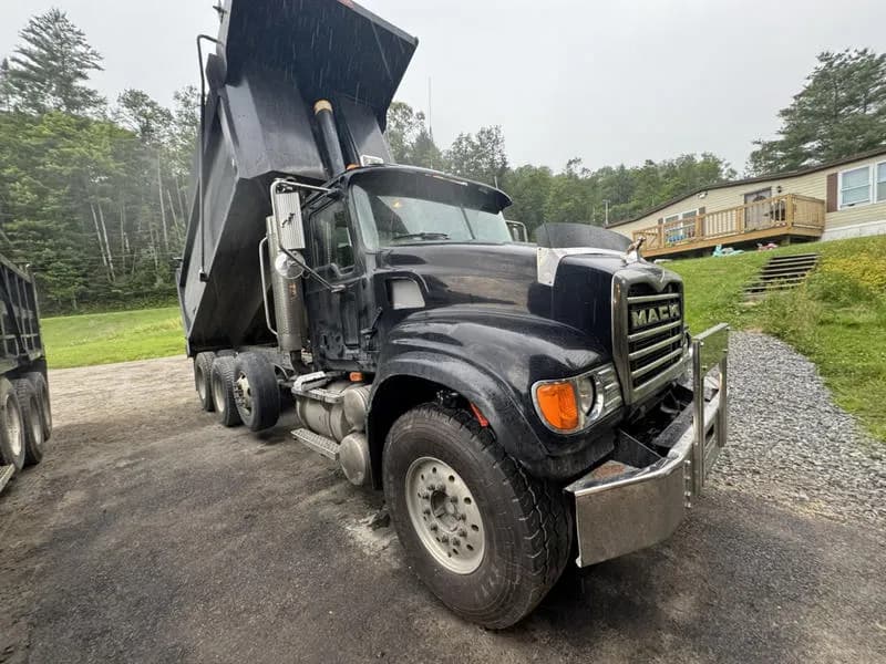 2006 Mack CV713 - Dump