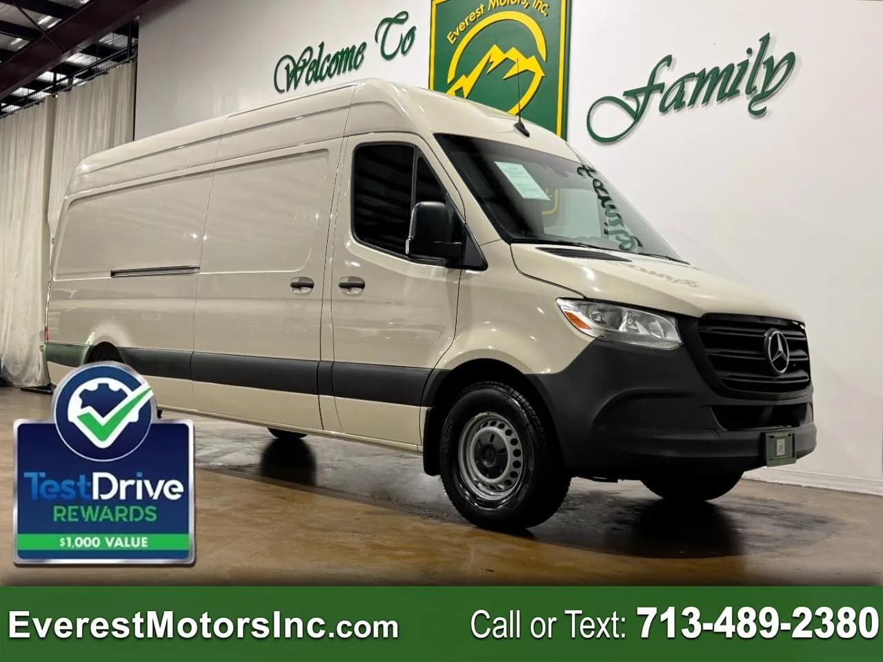 2022 Mercedes-Benz Sprinter Cargo Van 2500 - Vans
