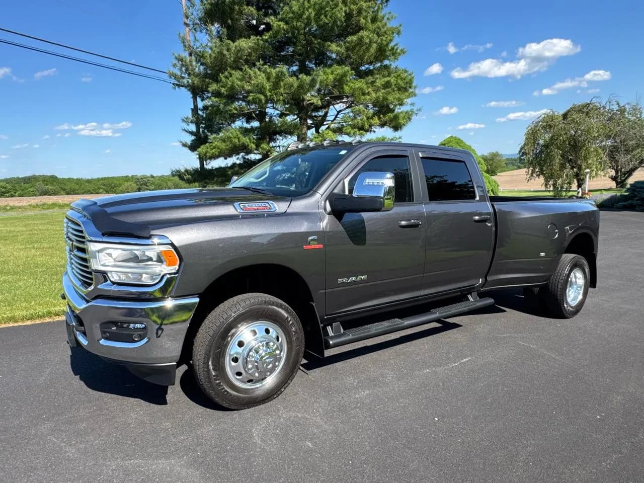 2023 Ram 3500 Laramie - Pickup