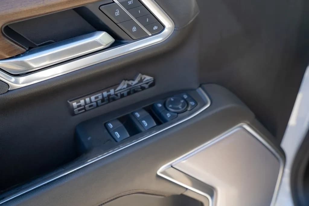 2025 Chevrolet Silverado 1500 - Pickup