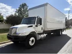 2020 International MV - Box