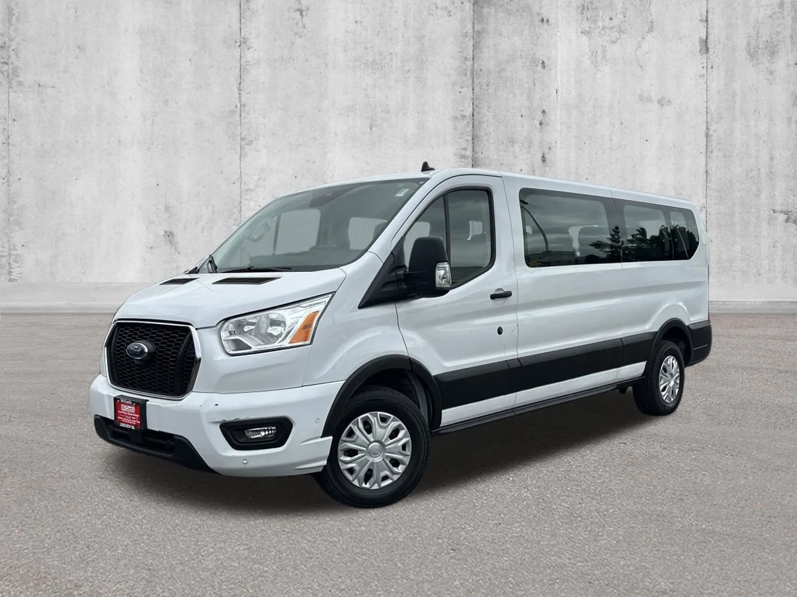 2022 Ford Transit Passenger Wagon - Vans