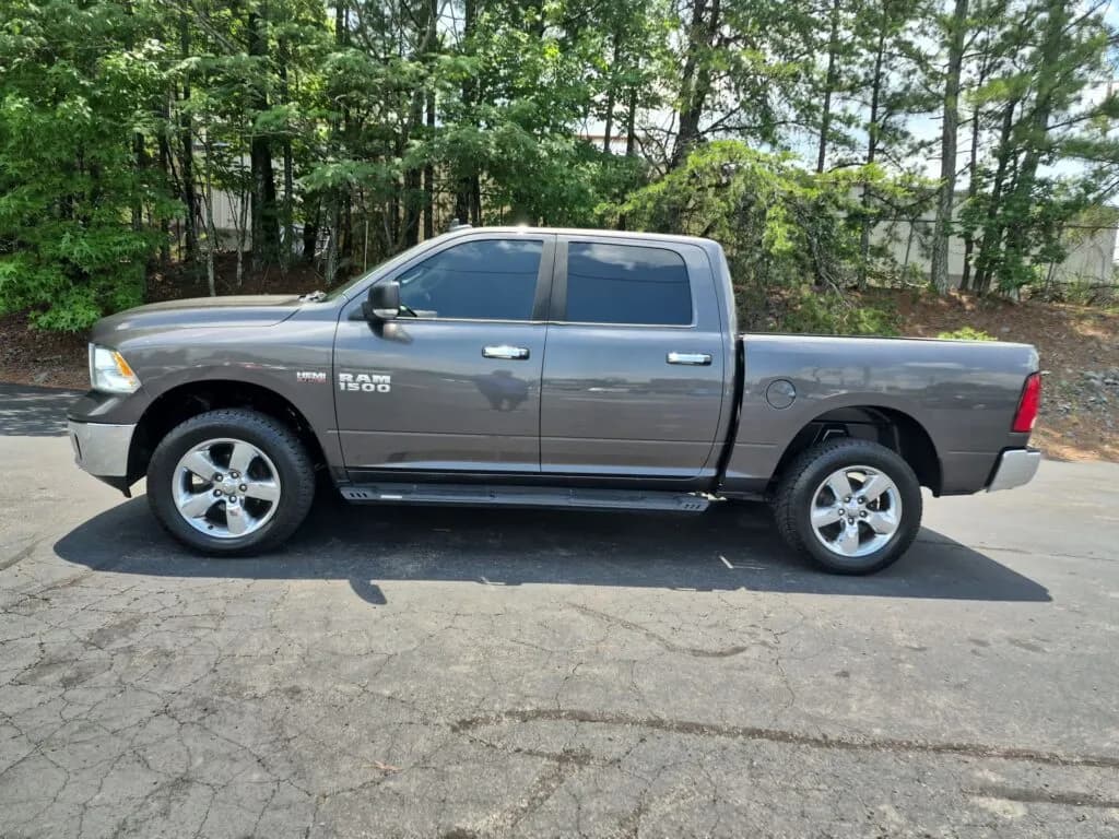 2016 Ram 1500 Big Horn - Pickup