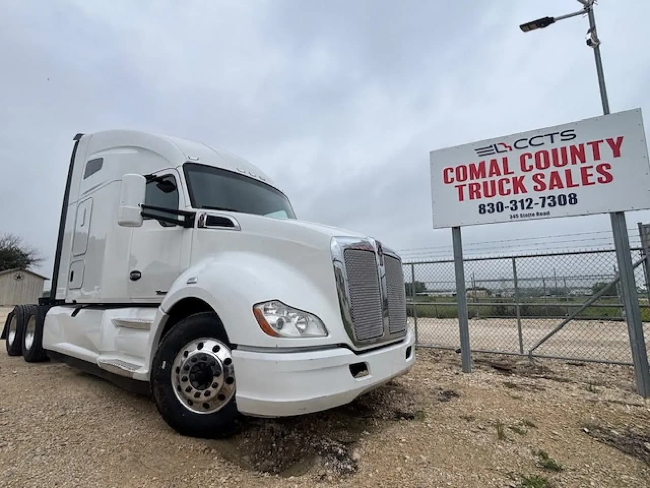 2020 Kenworth T680 - Sleeper