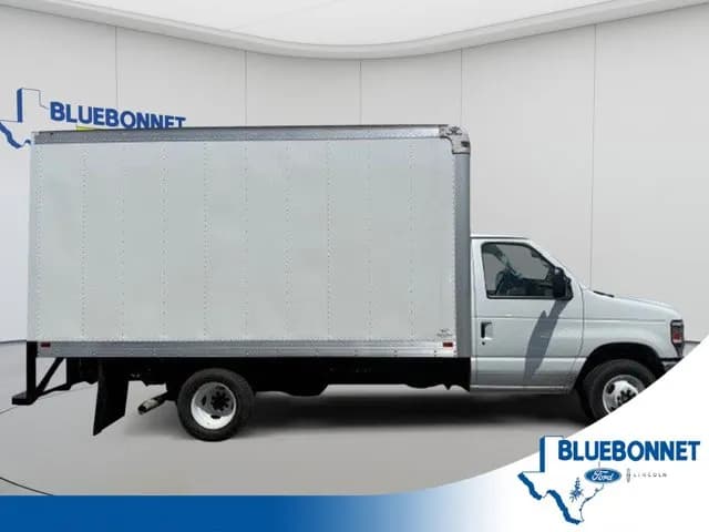 2027 Ford E-350 - Box