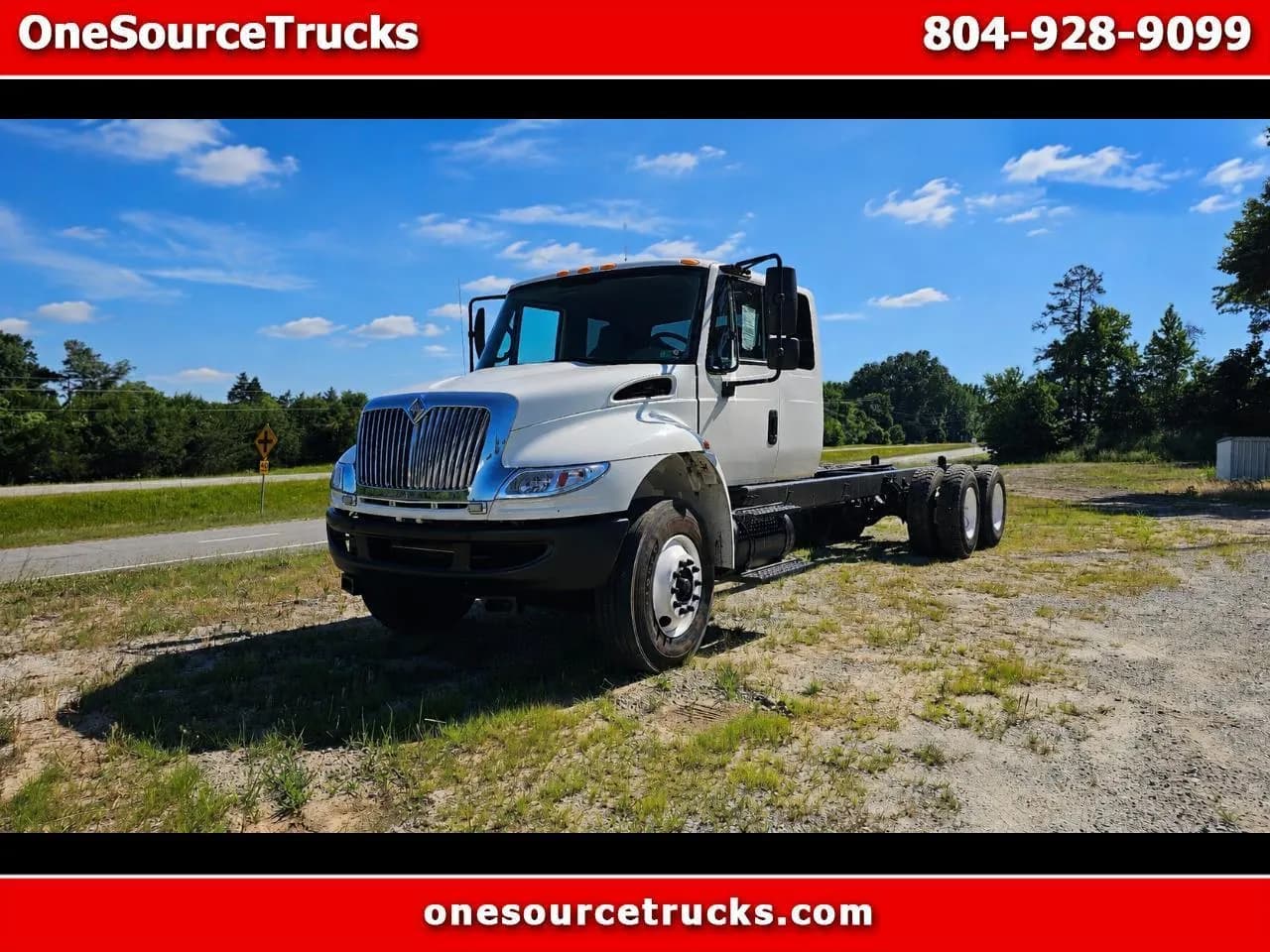 2010 International 4400 CAB AND - Chassis