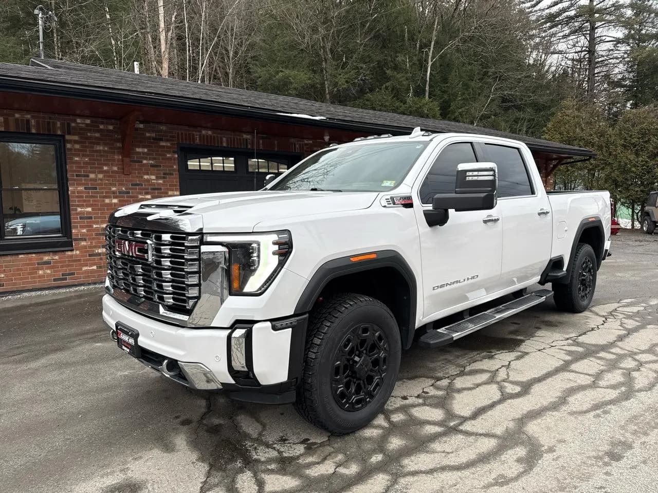 2024 GMC Sierra 2500HD Denali Crew Cab