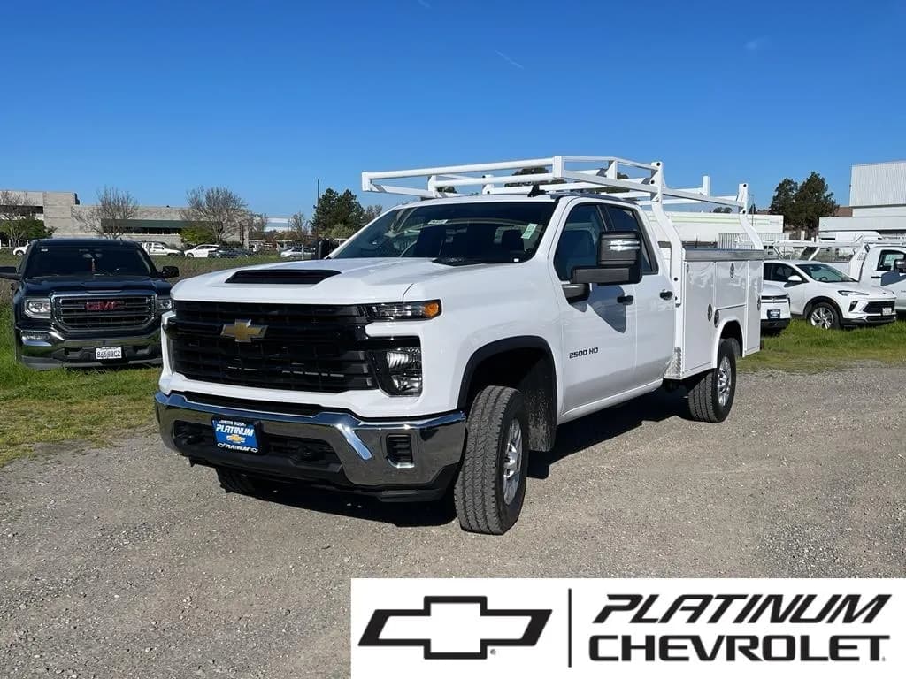 2026 Chevrolet Silverado 2500 - Service