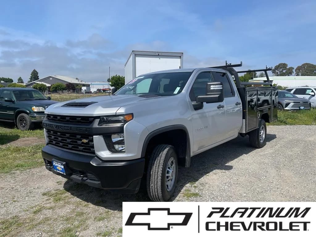 2023 Chevrolet Silverado 2500 - Service