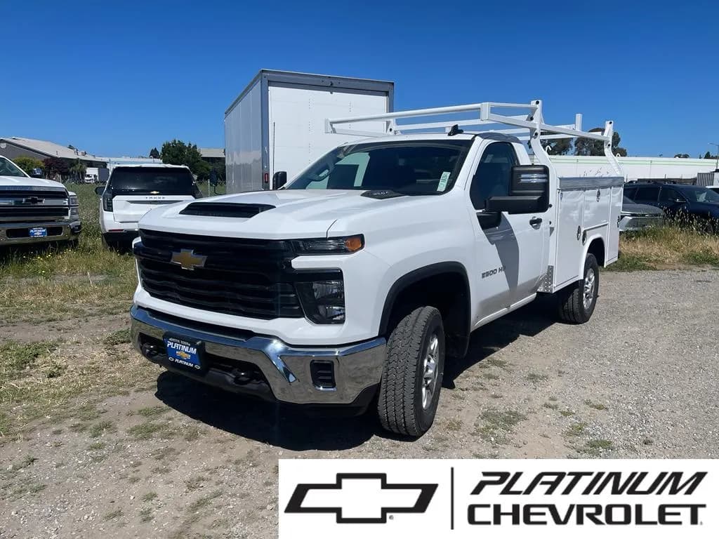 2026 Chevrolet Silverado 2500 - Service