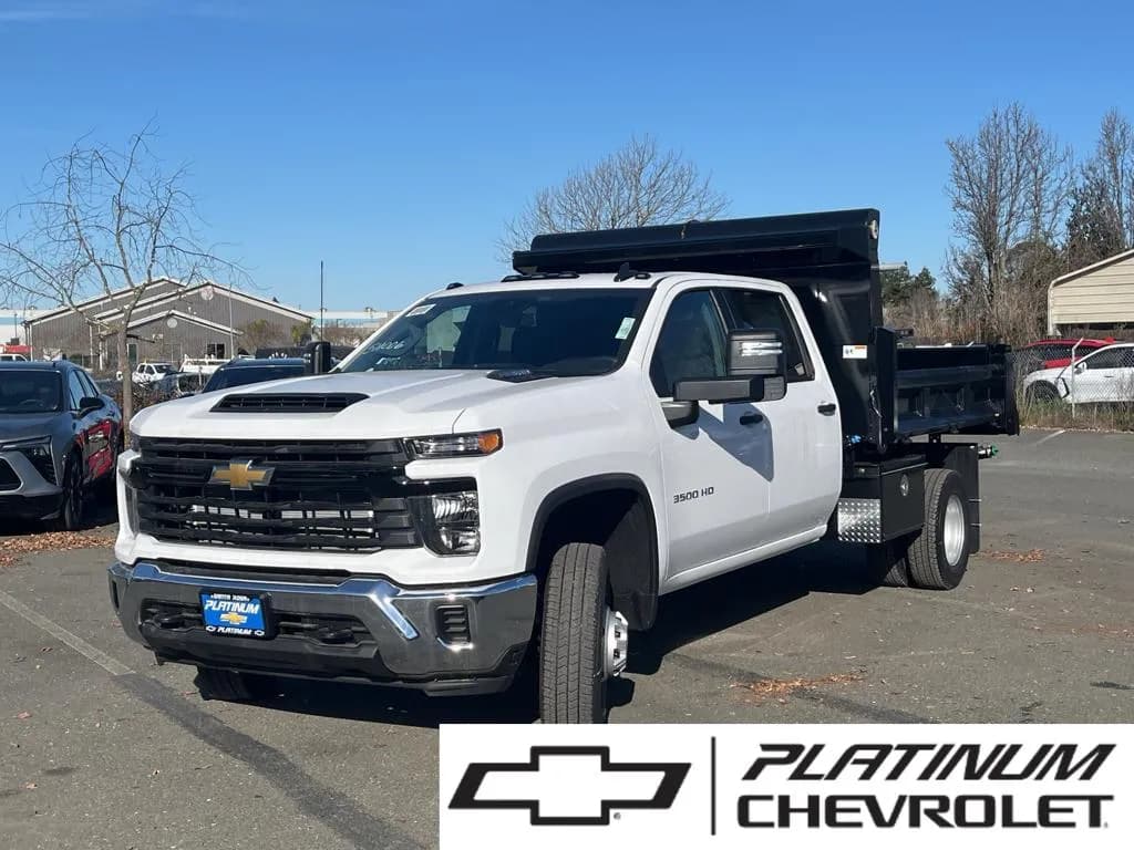 2025 Chevrolet Silverado 3500 Crew Cab - Dump