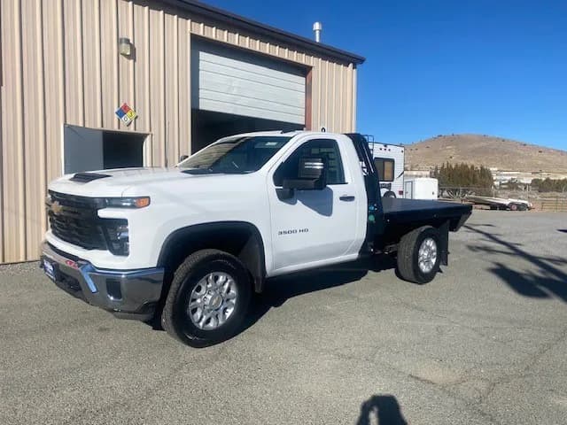 2025 Chevrolet Silverado 3500 - Flatbed