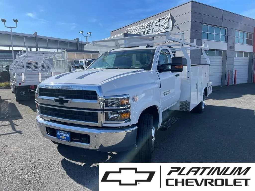 2023 Chevrolet Silverado 5500 - Pickup