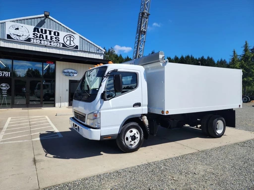 2007 Mitsubishi Fuso FE84D