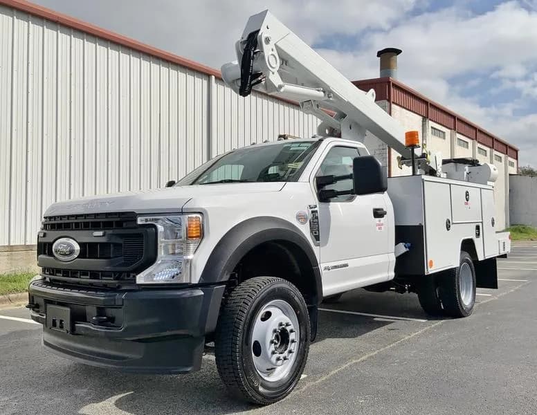 2020 Ford F550 - Bucket