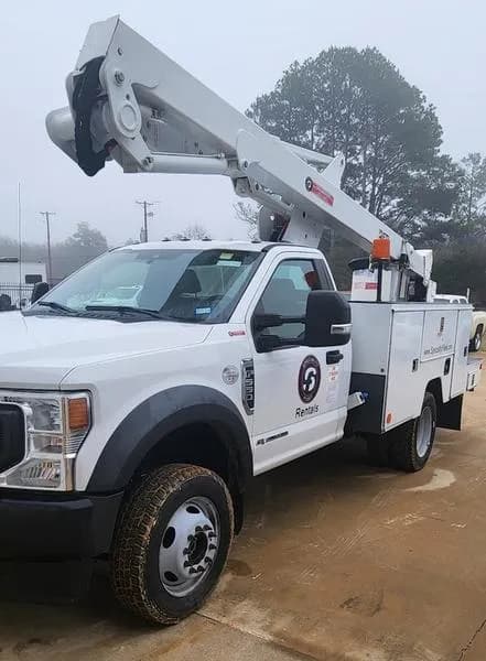 2020 Ford F550 - Bucket