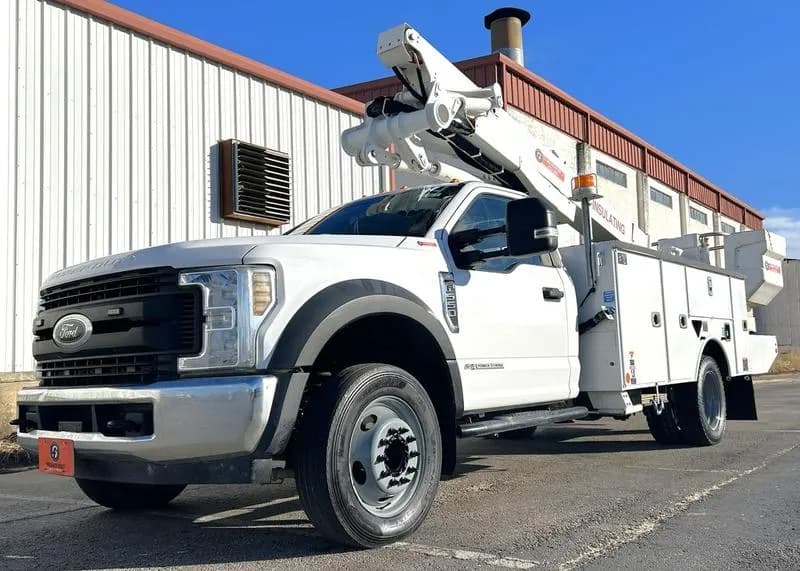 2019 Ford F550 / Altec AT41S - - Bucket